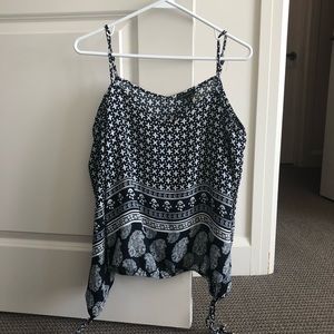 Long Sleeve off the shoulder shirt 🖤